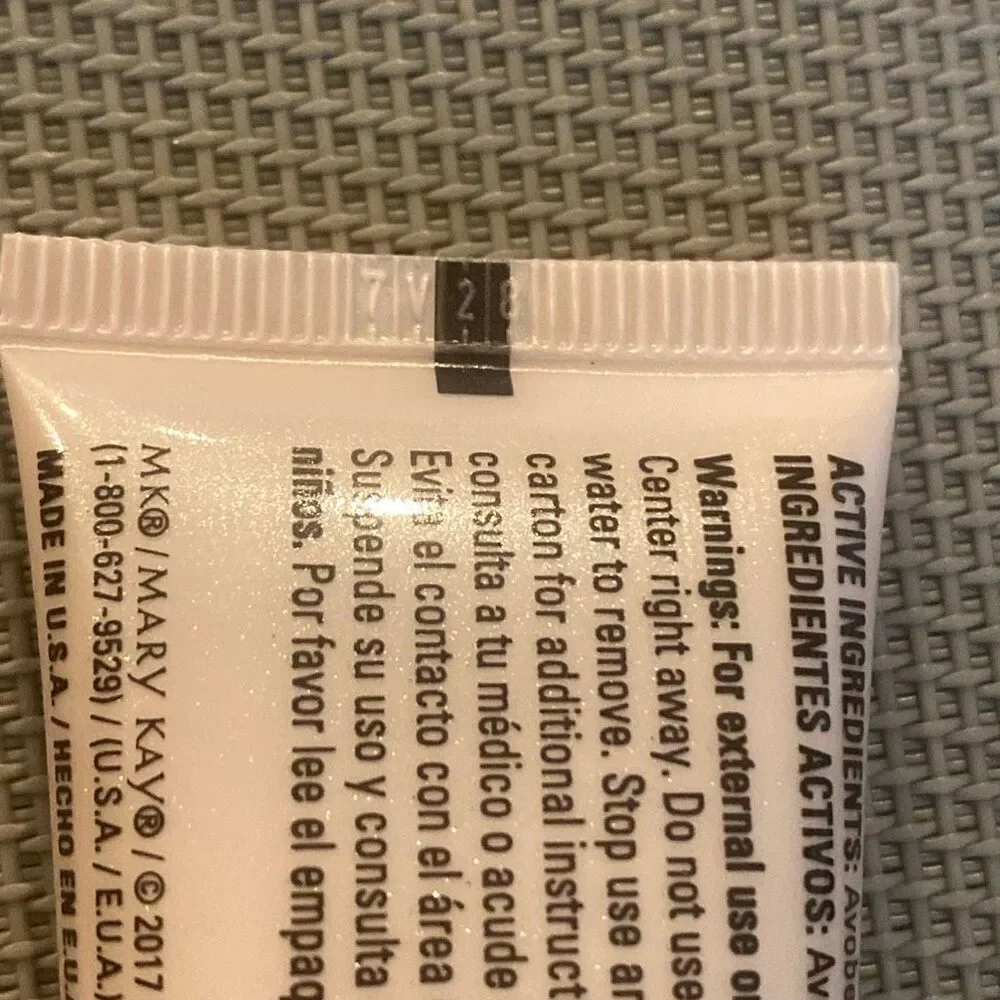 Mary kay foundation Primer Sunscreen Broad Spectrum Spf 15